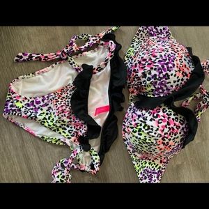 VS swim set, bikini, push-up